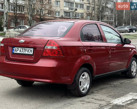 Красный Шевроле Авео, объемом двигателя 1.5 л и пробегом 230 тыс. км за 2450 $, фото 1 на Automoto.ua