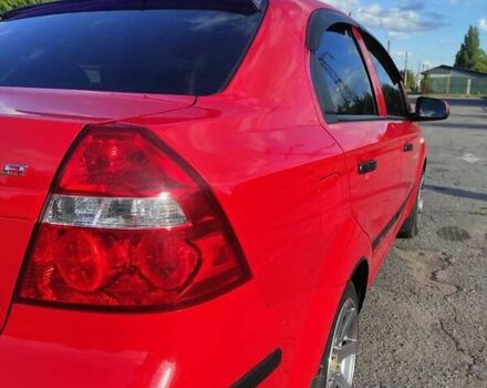 Красный Шевроле Авео, объемом двигателя 1.5 л и пробегом 65 тыс. км за 5500 $, фото 74 на Automoto.ua