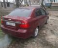 Красный Шевроле Авео, объемом двигателя 1.6 л и пробегом 209 тыс. км за 3500 $, фото 2 на Automoto.ua
