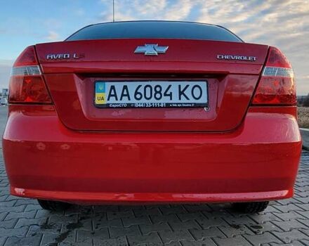 Красный Шевроле Авео, объемом двигателя 1.5 л и пробегом 151 тыс. км за 4900 $, фото 2 на Automoto.ua