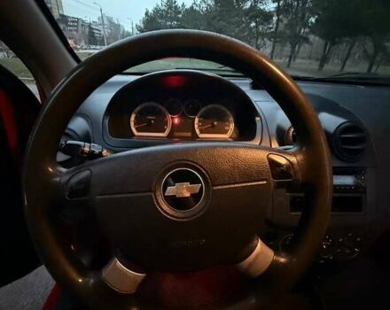 Червоний Шевроле Авео, об'ємом двигуна 1.5 л та пробігом 208 тис. км за 4200 $, фото 13 на Automoto.ua