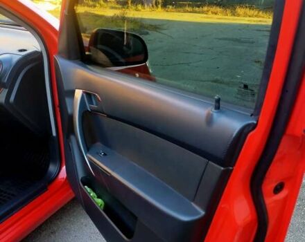 Красный Шевроле Авео, объемом двигателя 1.5 л и пробегом 65 тыс. км за 5500 $, фото 43 на Automoto.ua