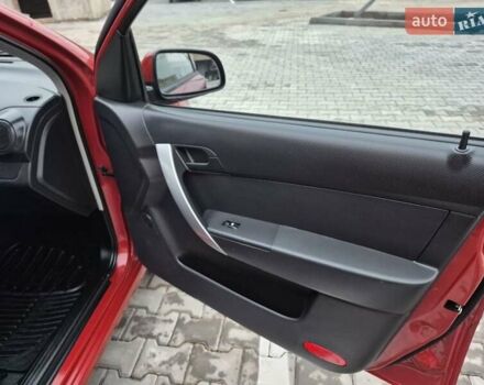 Красный Шевроле Авео, объемом двигателя 1.5 л и пробегом 34 тыс. км за 6200 $, фото 50 на Automoto.ua