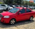 Красный Шевроле Авео, объемом двигателя 1.5 л и пробегом 300 тыс. км за 2850 $, фото 1 на Automoto.ua