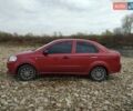 Красный Шевроле Авео, объемом двигателя 1.5 л и пробегом 400 тыс. км за 2100 $, фото 4 на Automoto.ua