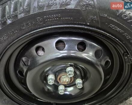 Красный Шевроле Авео, объемом двигателя 1.5 л и пробегом 34 тыс. км за 6200 $, фото 5 на Automoto.ua