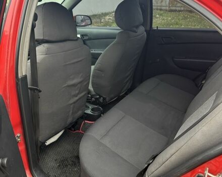 Червоний Шевроле Авео, об'ємом двигуна 1.5 л та пробігом 327 тис. км за 3200 $, фото 5 на Automoto.ua