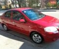 Красный Шевроле Авео, объемом двигателя 1.5 л и пробегом 142 тыс. км за 5900 $, фото 1 на Automoto.ua
