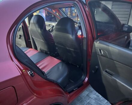 Червоний Шевроле Авео, об'ємом двигуна 1.5 л та пробігом 200 тис. км за 4000 $, фото 7 на Automoto.ua