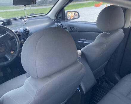 Красный Шевроле Авео, объемом двигателя 1.5 л и пробегом 350 тыс. км за 2899 $, фото 19 на Automoto.ua