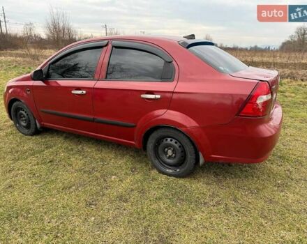 Красный Шевроле Авео, объемом двигателя 1.5 л и пробегом 240 тыс. км за 3400 $, фото 5 на Automoto.ua