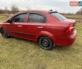 Красный Шевроле Авео, объемом двигателя 1.5 л и пробегом 240 тыс. км за 3400 $, фото 5 на Automoto.ua