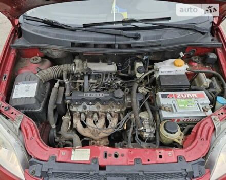 Червоний Шевроле Авео, об'ємом двигуна 1.5 л та пробігом 191 тис. км за 3550 $, фото 13 на Automoto.ua