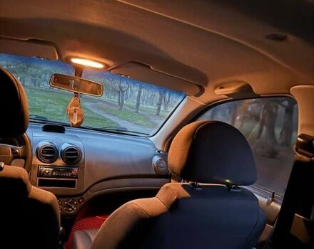 Червоний Шевроле Авео, об'ємом двигуна 1.5 л та пробігом 208 тис. км за 4200 $, фото 12 на Automoto.ua