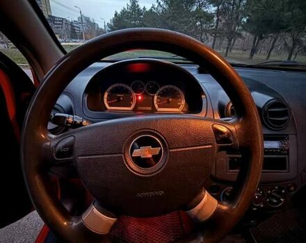 Червоний Шевроле Авео, об'ємом двигуна 1.5 л та пробігом 208 тис. км за 4200 $, фото 14 на Automoto.ua