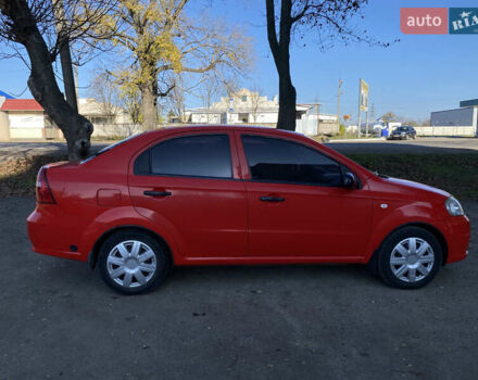 Червоний Шевроле Авео, об'ємом двигуна 1.5 л та пробігом 250 тис. км за 3700 $, фото 4 на Automoto.ua