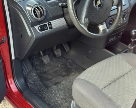 Червоний Шевроле Авео, об'ємом двигуна 1.5 л та пробігом 112 тис. км за 4200 $, фото 13 на Automoto.ua