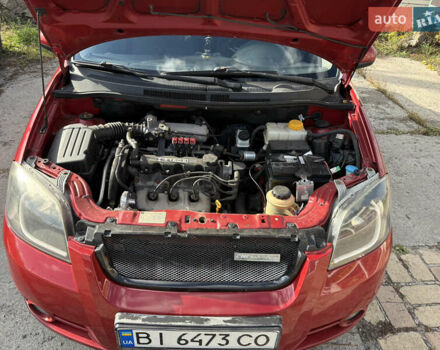 Красный Шевроле Авео, объемом двигателя 1.5 л и пробегом 263 тыс. км за 4500 $, фото 12 на Automoto.ua