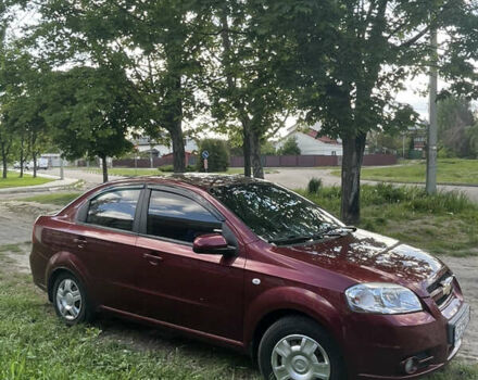 Красный Шевроле Авео, объемом двигателя 1.6 л и пробегом 148 тыс. км за 4500 $, фото 4 на Automoto.ua