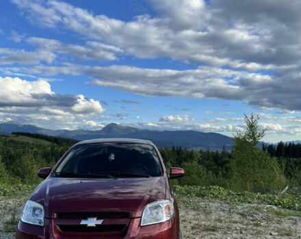 Красный Шевроле Авео, объемом двигателя 1.6 л и пробегом 148 тыс. км за 4500 $, фото 1 на Automoto.ua