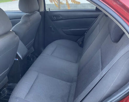 Красный Шевроле Авео, объемом двигателя 1.5 л и пробегом 350 тыс. км за 2899 $, фото 24 на Automoto.ua