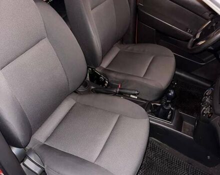 Червоний Шевроле Авео, об'ємом двигуна 1.5 л та пробігом 208 тис. км за 4200 $, фото 17 на Automoto.ua