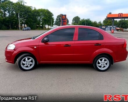 Красный Шевроле Авео, объемом двигателя 1.5 л и пробегом 307 тыс. км за 3800 $, фото 4 на Automoto.ua