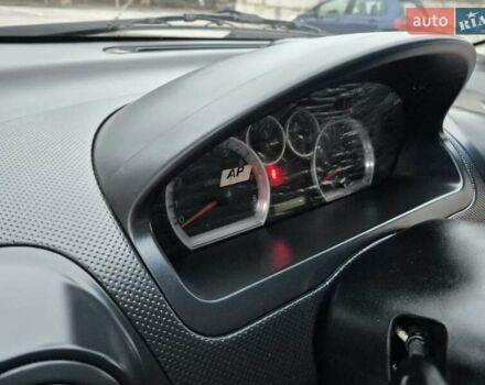 Красный Шевроле Авео, объемом двигателя 1.5 л и пробегом 34 тыс. км за 6200 $, фото 54 на Automoto.ua