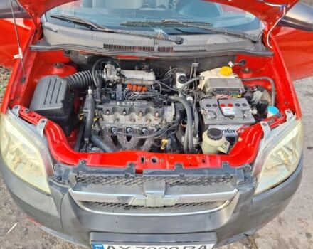 Красный Шевроле Авео, объемом двигателя 1.5 л и пробегом 290 тыс. км за 2499 $, фото 6 на Automoto.ua