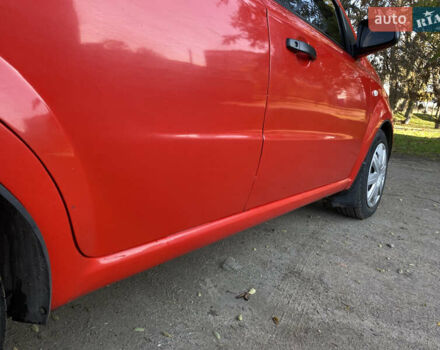 Червоний Шевроле Авео, об'ємом двигуна 1.5 л та пробігом 250 тис. км за 3700 $, фото 17 на Automoto.ua