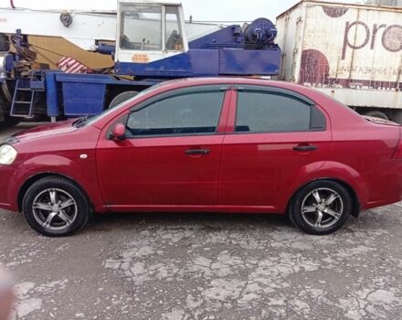 Красный Шевроле Авео, объемом двигателя 1.5 л и пробегом 170 тыс. км за 3500 $, фото 1 на Automoto.ua