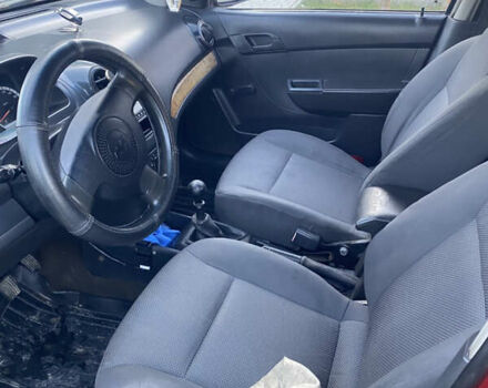 Красный Шевроле Авео, объемом двигателя 1.5 л и пробегом 350 тыс. км за 2899 $, фото 17 на Automoto.ua