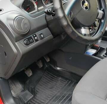 Шевроле Авео 2008 в Харькове на Automoto.ua Красный Шевроле Авео, объемом двигателя 1.5 л и пробегом 158 тыс. км за 4350 $, фото 13 на Automoto.ua