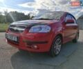 Красный Шевроле Авео, объемом двигателя 1.5 л и пробегом 65 тыс. км за 5500 $, фото 2 на Automoto.ua