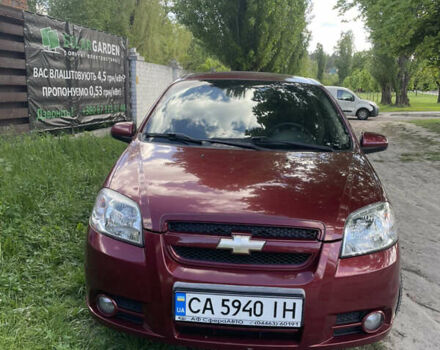Красный Шевроле Авео, объемом двигателя 1.6 л и пробегом 148 тыс. км за 4500 $, фото 2 на Automoto.ua