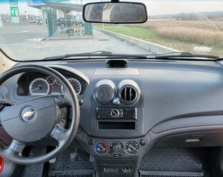 Красный Шевроле Авео, объемом двигателя 1.5 л и пробегом 151 тыс. км за 4900 $, фото 11 на Automoto.ua