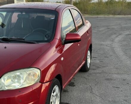 Червоний Шевроле Авео, об'ємом двигуна 1.5 л та пробігом 213 тис. км за 2200 $, фото 2 на Automoto.ua