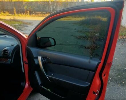 Красный Шевроле Авео, объемом двигателя 1.5 л и пробегом 65 тыс. км за 5500 $, фото 42 на Automoto.ua