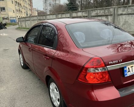 Красный Шевроле Авео, объемом двигателя 1.6 л и пробегом 210 тыс. км за 4300 $, фото 6 на Automoto.ua