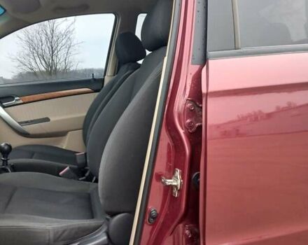 Красный Шевроле Авео, объемом двигателя 1.6 л и пробегом 91 тыс. км за 4800 $, фото 19 на Automoto.ua