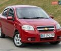 Красный Шевроле Авео, объемом двигателя 1.5 л и пробегом 170 тыс. км за 4999 $, фото 1 на Automoto.ua