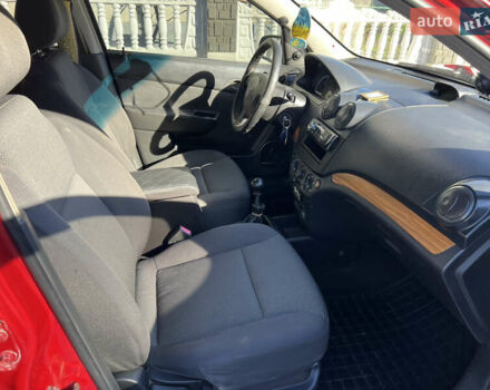 Червоний Шевроле Авео, об'ємом двигуна 1.5 л та пробігом 178 тис. км за 2999 $, фото 33 на Automoto.ua