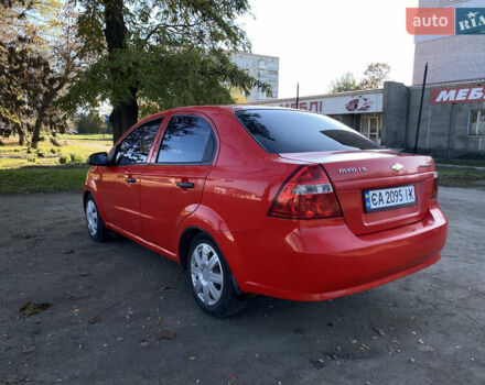 Червоний Шевроле Авео, об'ємом двигуна 1.5 л та пробігом 250 тис. км за 3700 $, фото 5 на Automoto.ua