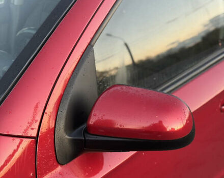 Червоний Шевроле Авео, об'ємом двигуна 1.5 л та пробігом 213 тис. км за 2600 $, фото 3 на Automoto.ua