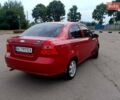 Красный Шевроле Авео, объемом двигателя 1.5 л и пробегом 307 тыс. км за 3800 $, фото 1 на Automoto.ua