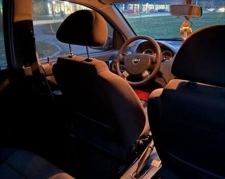 Червоний Шевроле Авео, об'ємом двигуна 1.5 л та пробігом 208 тис. км за 4200 $, фото 25 на Automoto.ua