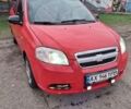 Красный Шевроле Авео, объемом двигателя 1.5 л и пробегом 338 тыс. км за 2400 $, фото 1 на Automoto.ua