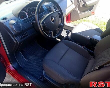 Червоний Шевроле Авео, об'ємом двигуна 1.5 л та пробігом 204 тис. км за 3300 $, фото 2 на Automoto.ua