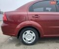 Красный Шевроле Авео, объемом двигателя 1.6 л и пробегом 91 тыс. км за 4800 $, фото 4 на Automoto.ua