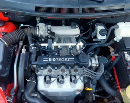 Красный Шевроле Авео, объемом двигателя 1.5 л и пробегом 65 тыс. км за 5500 $, фото 26 на Automoto.ua